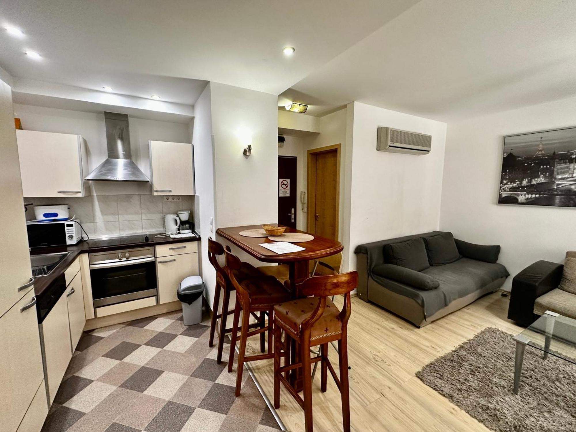 Leda Apartman *